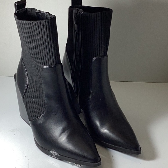 WILD PAIR
Trinityy Pointed-toe Pull-on Knit Dress Booties, - Picture 7 of 11